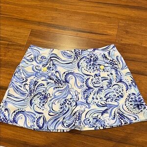 Lilly Pulitzer Blue and White Swirl Madison Skort - Medium